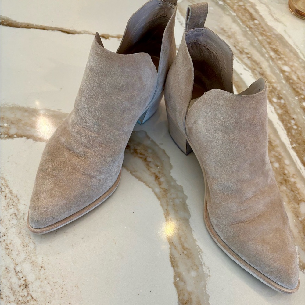 Dolce Vita Cream Ankle Booties with V-Shaped Opening